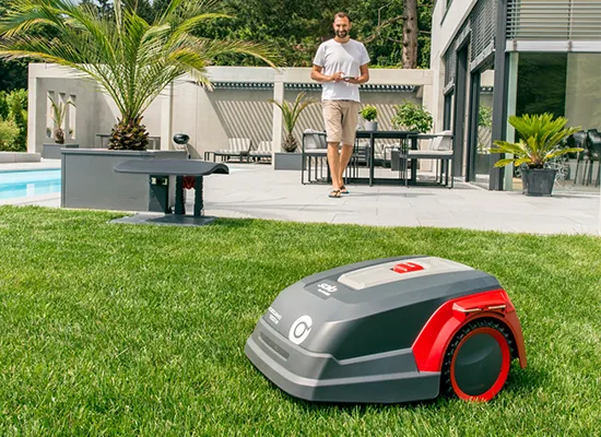 Irányítsa a Robolinho robotfűnyírót Home Connect Plus App alkalmazással | Okos kertészkedés az AL-KO-val
